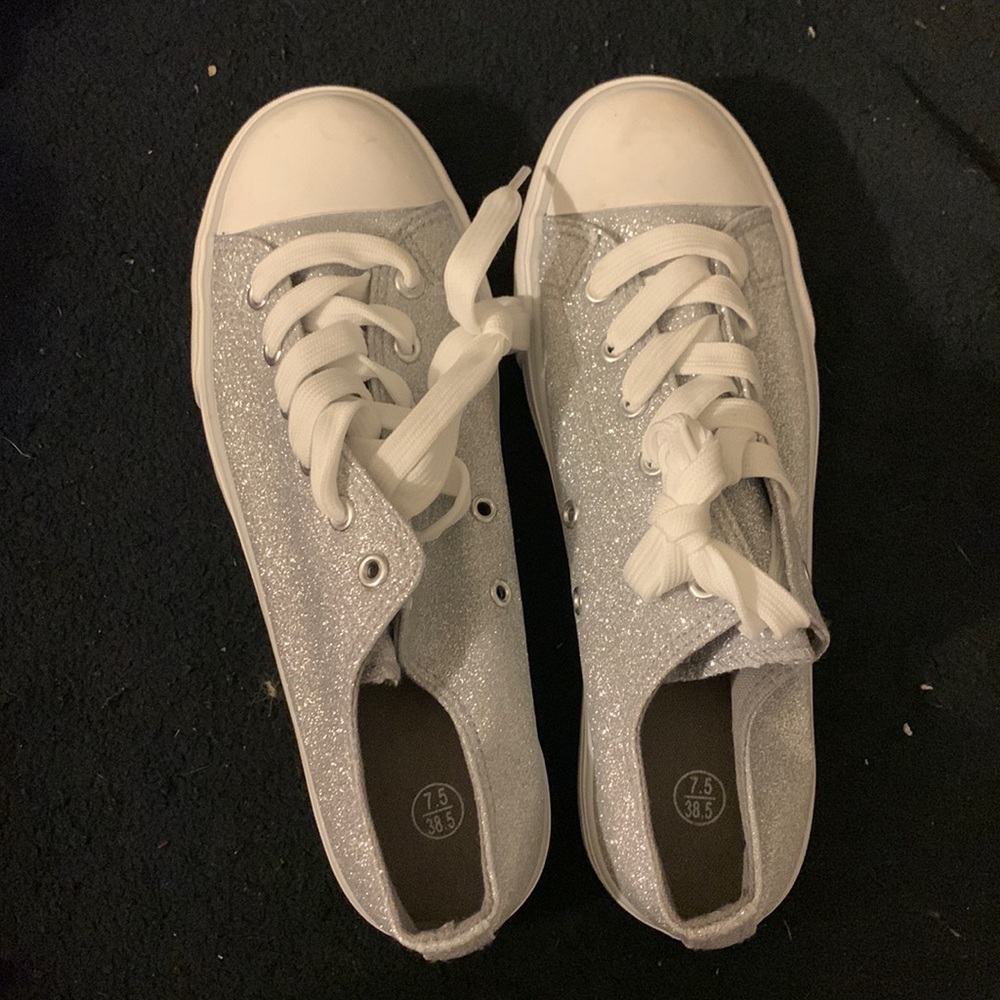 NWOT ANQILA Women Canvas Low Top Lace Up Glitter Canvas Sneakers